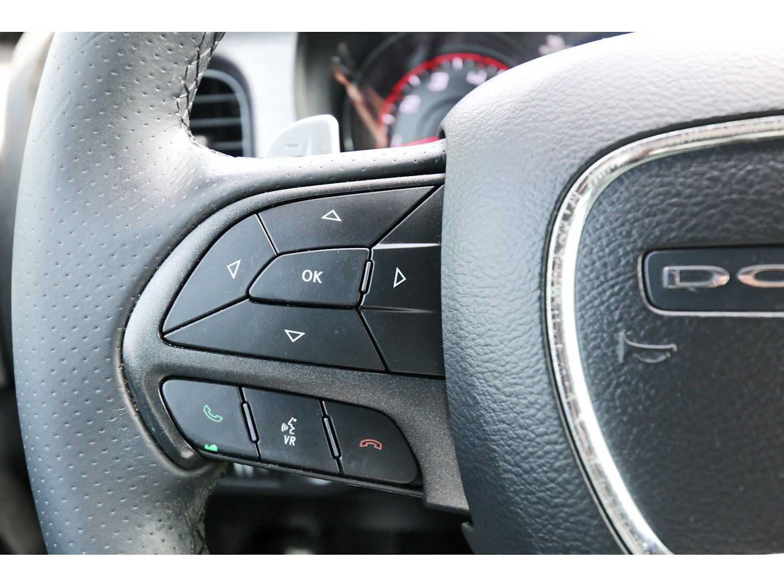 Used 2018 Dodge Charger SXT Plus w/ Blacktop Package RWD image 15