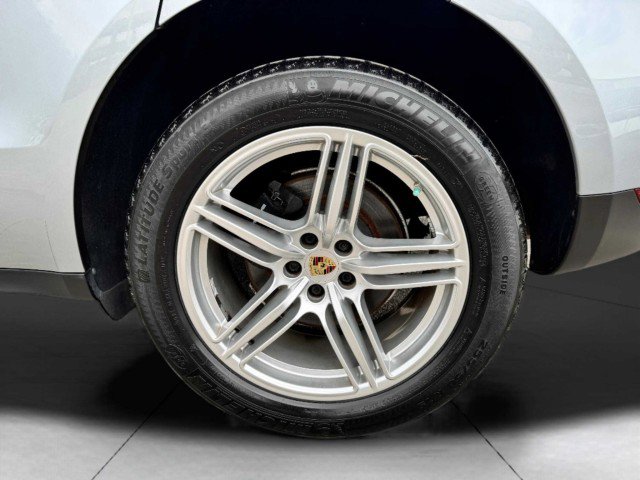 Used 2019 Porsche Macan image 55