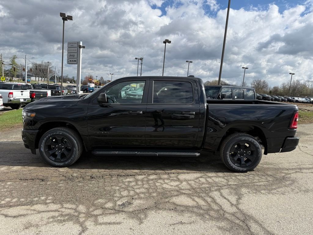 New 2026 RAM 1500 Express AWD/4WD image 10