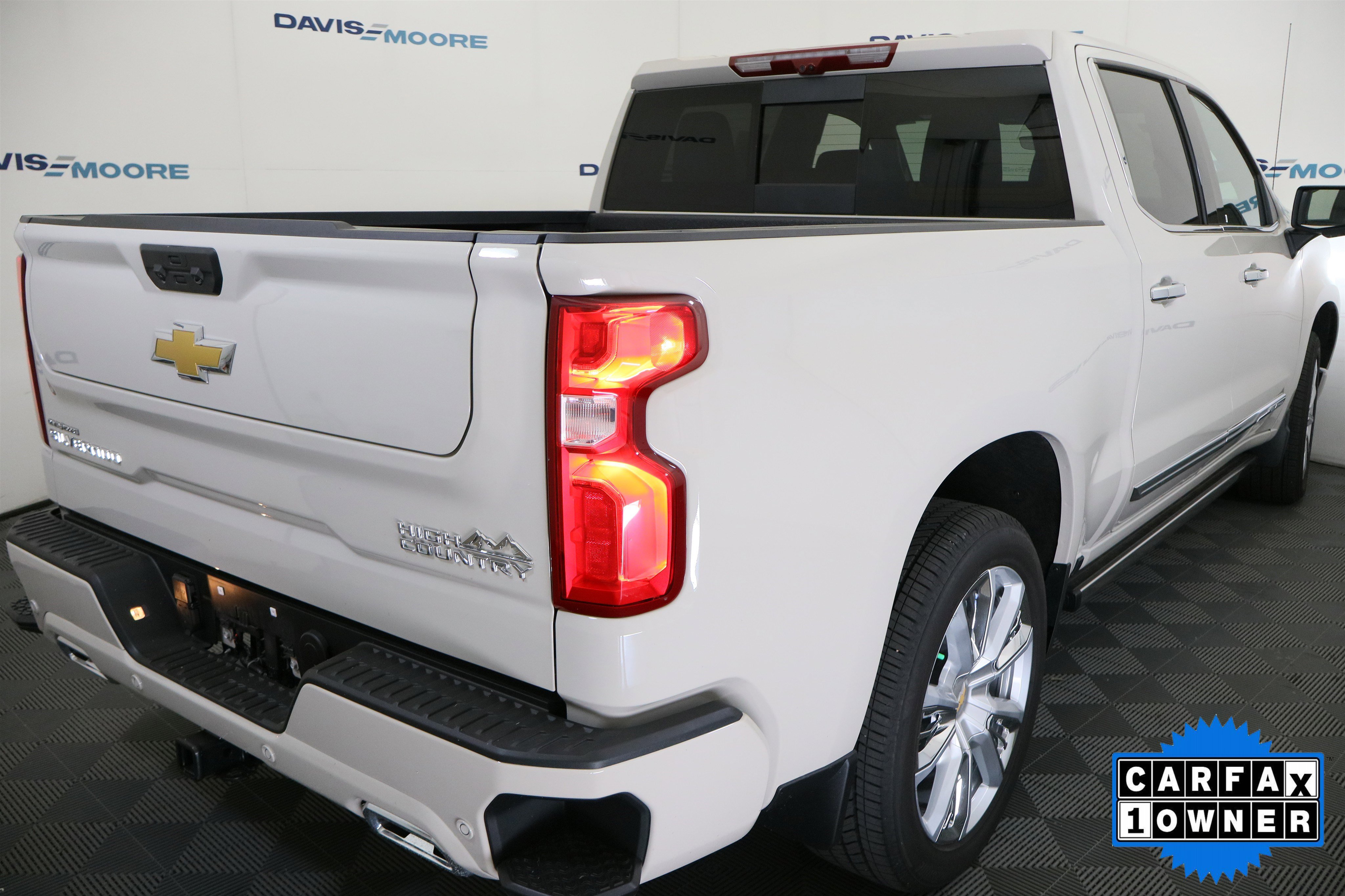 Used 2026 Chevrolet Silverado 1500 High Country image 6