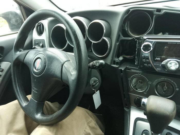 Used 2005 Pontiac Vibe w/ Power Group Value Package FWD image 36