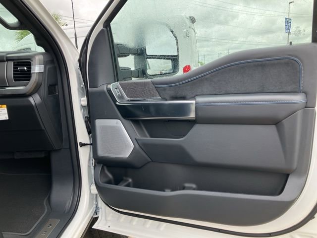 New 2025 Ford F250 Platinum image 15