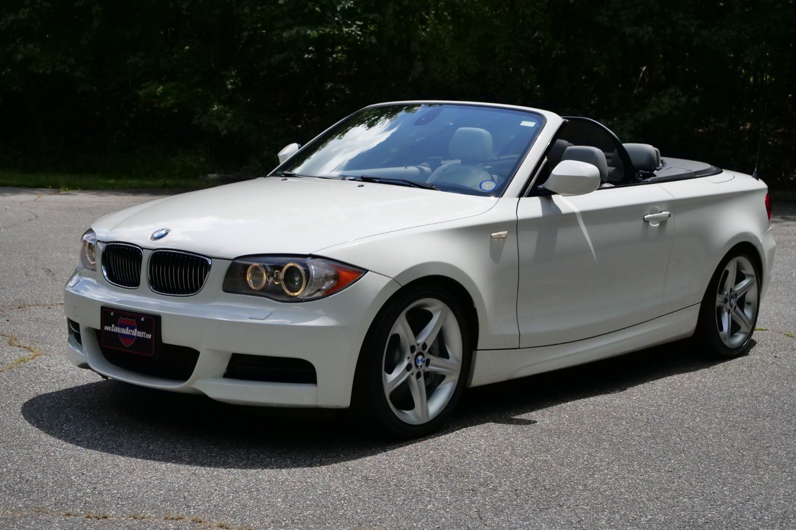 Used 2011 BMW 135i Convertible RWD image 6