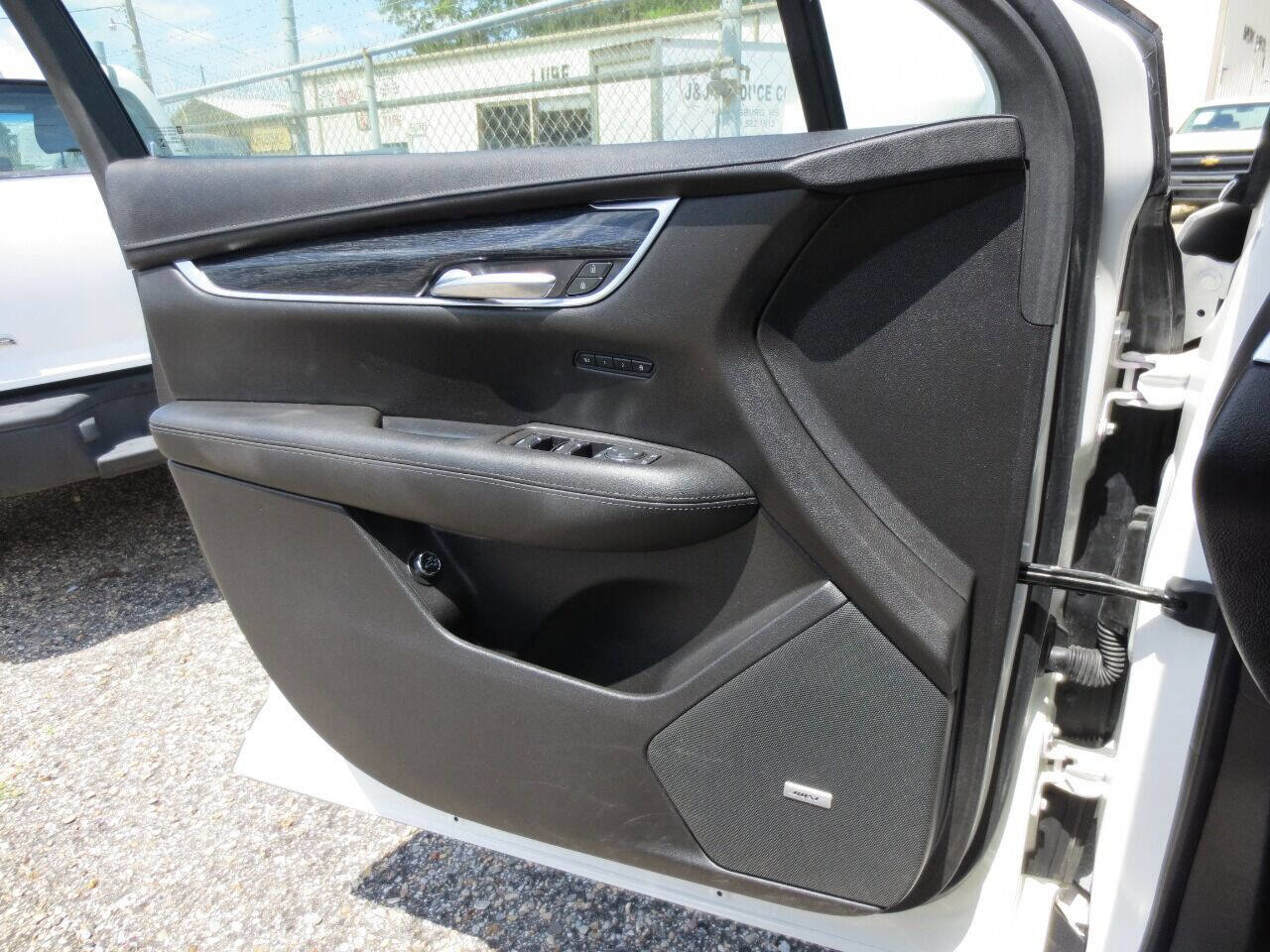 Used 2020 Cadillac XT5 Premium Luxury image 15