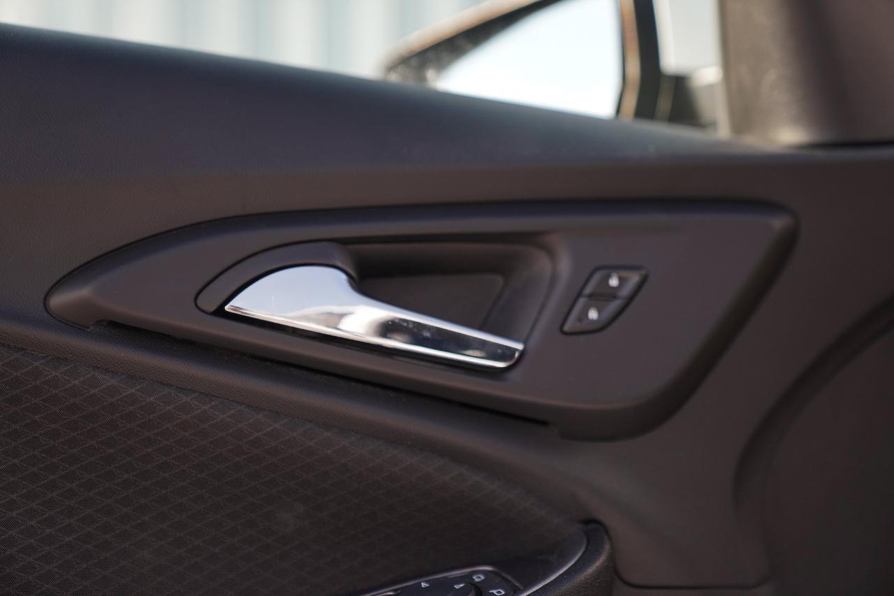 Used 2022 Chevrolet Malibu RS FWD image 19