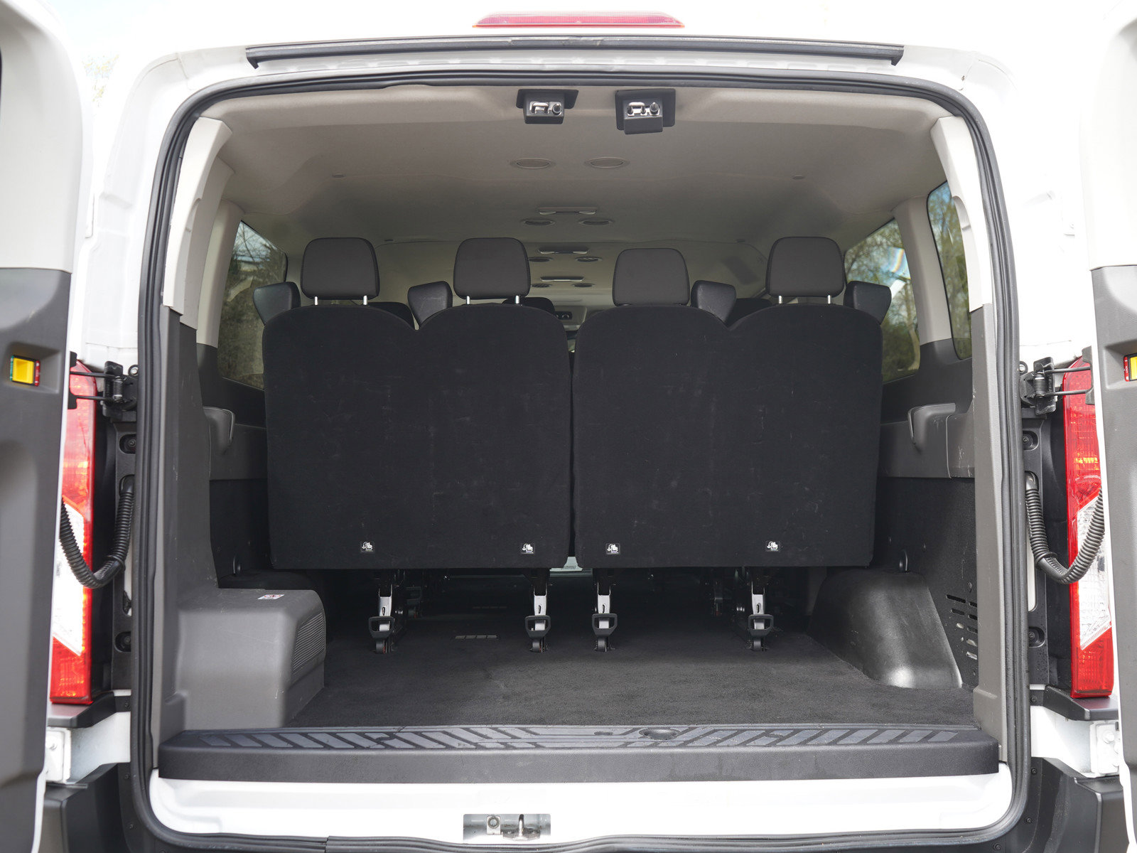 Used 2024 Ford Transit 350 XLT RWD image 18