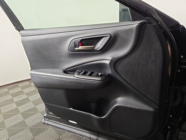 Used 2024 Toyota Crown XLE image 29