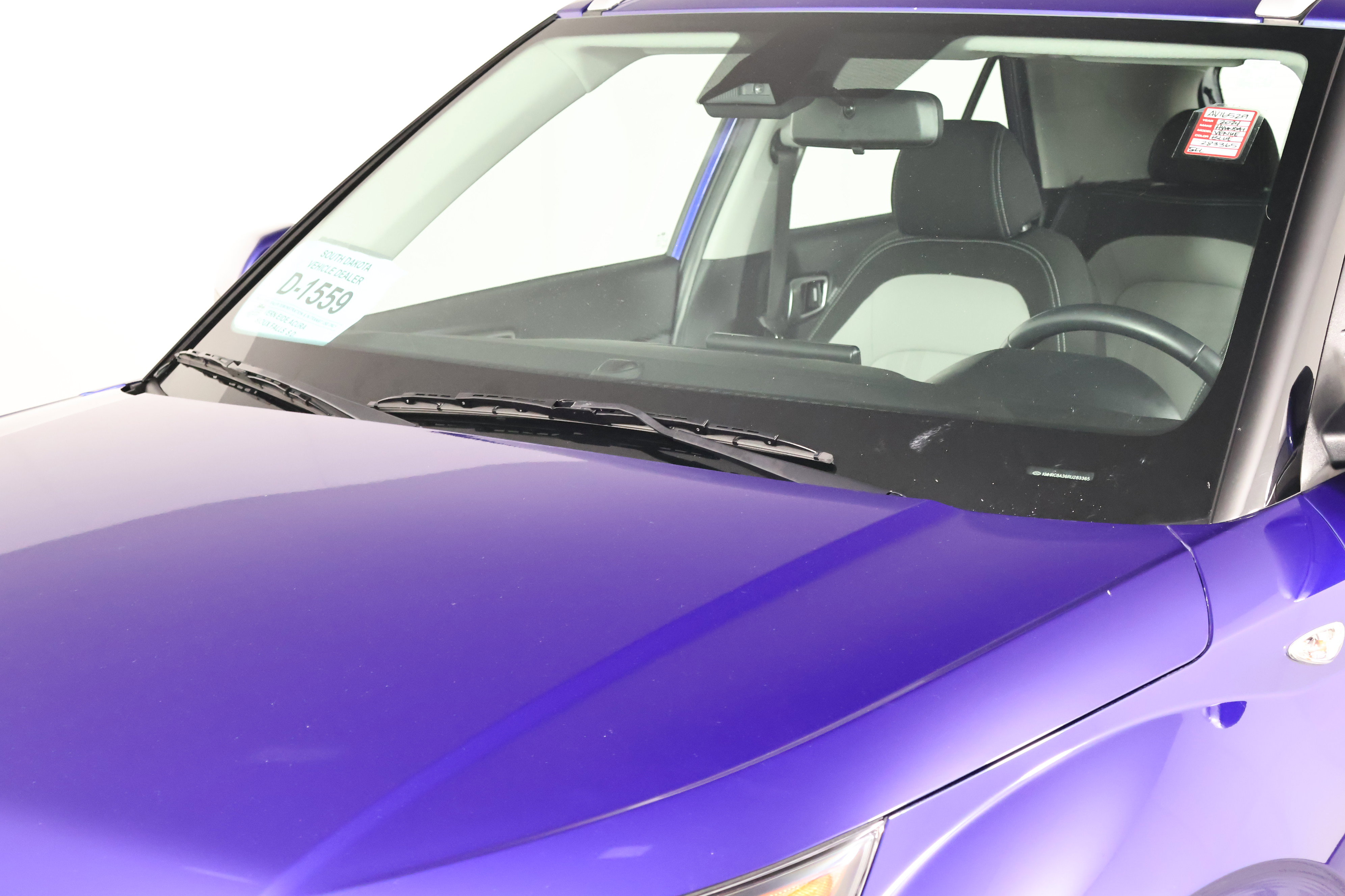 Used 2024 Hyundai Venue SEL image 12