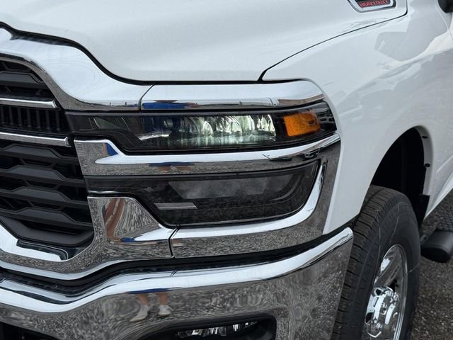 New 2026 RAM 2500 Tradesman AWD/4WD image 12