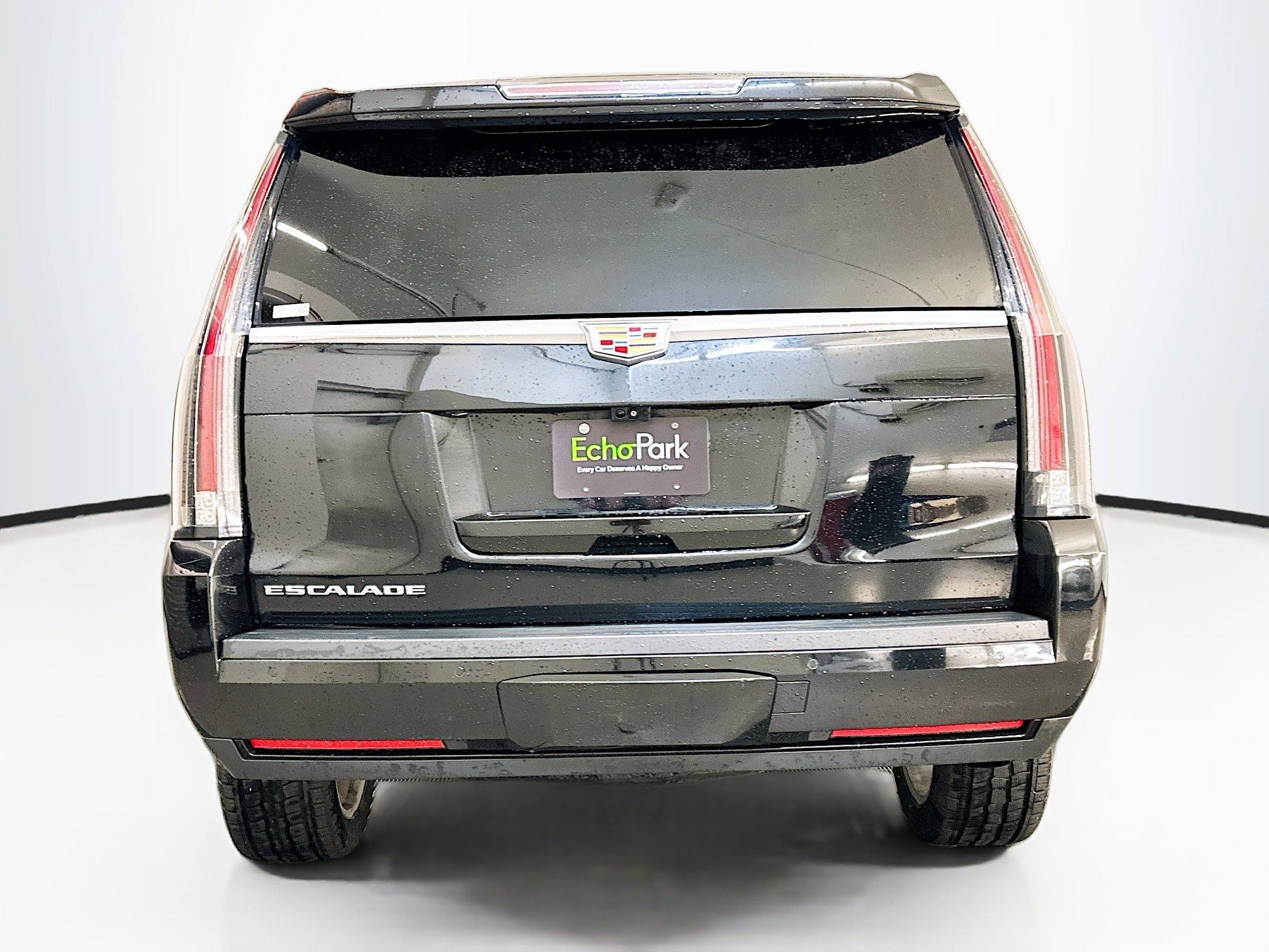 Used 2018 Cadillac Escalade Luxury image 7