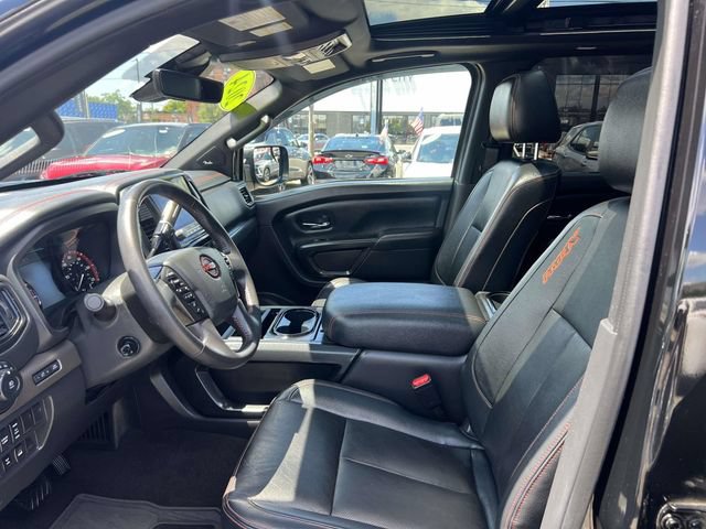 Used 2024 Nissan Titan PRO-4X w/ Pro-4x Convenience Package AWD/4WD image 17