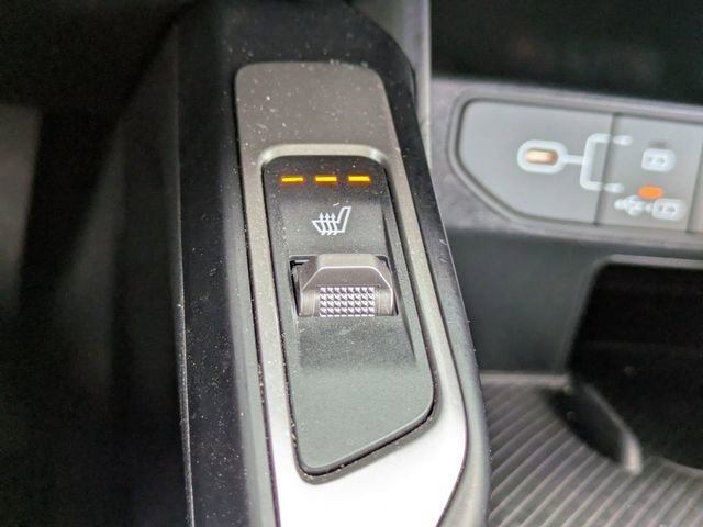 Used 2024 Kia Sorento S w/ Panoramic Sunroof Package image 26