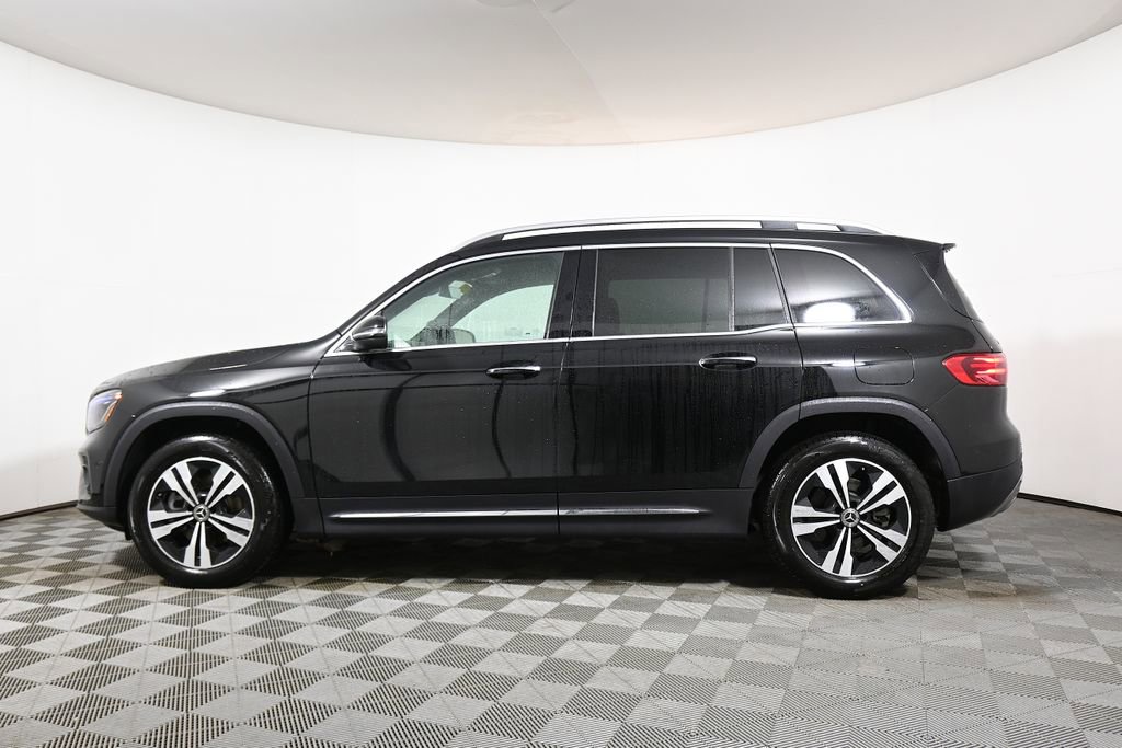 Certified 2026 Mercedes-Benz GLB 250 4MATIC image 2