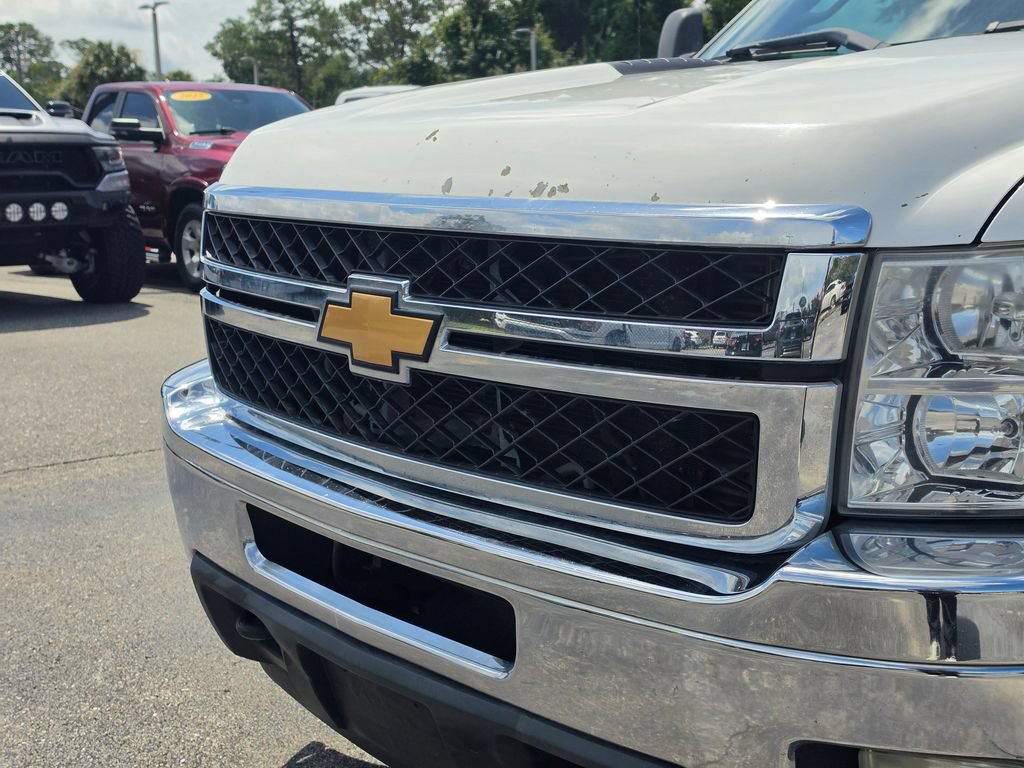 Used 2013 Chevrolet Silverado 3500 LTZ w/ LTZ Plus Package AWD/4WD image 15