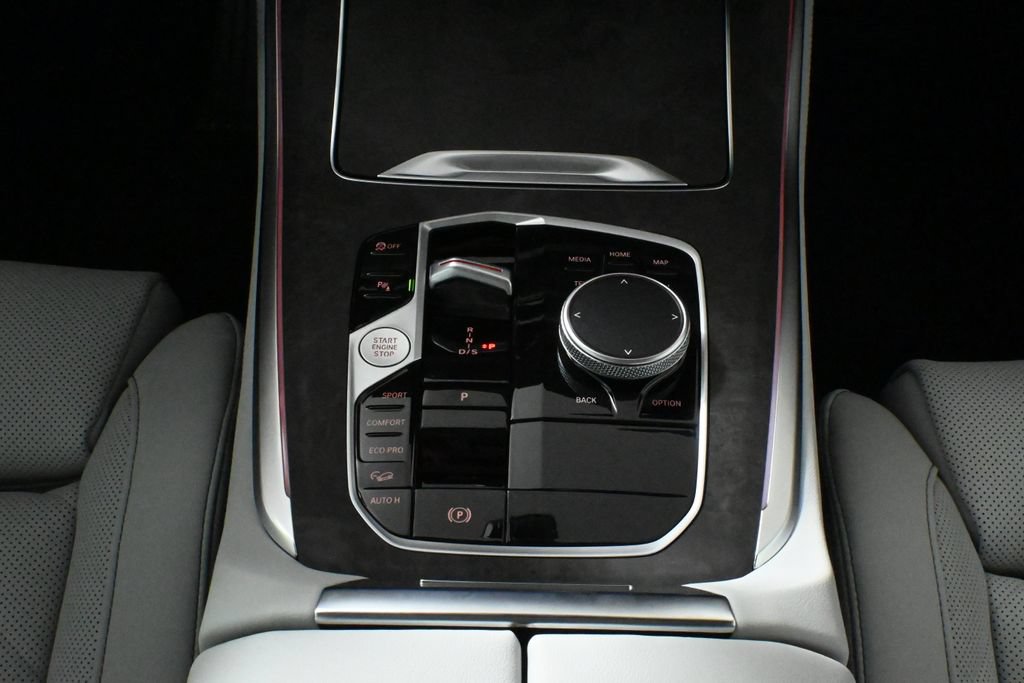 Used 2026 BMW X5 xDrive40i w/ Premium Package AWD/4WD image 25