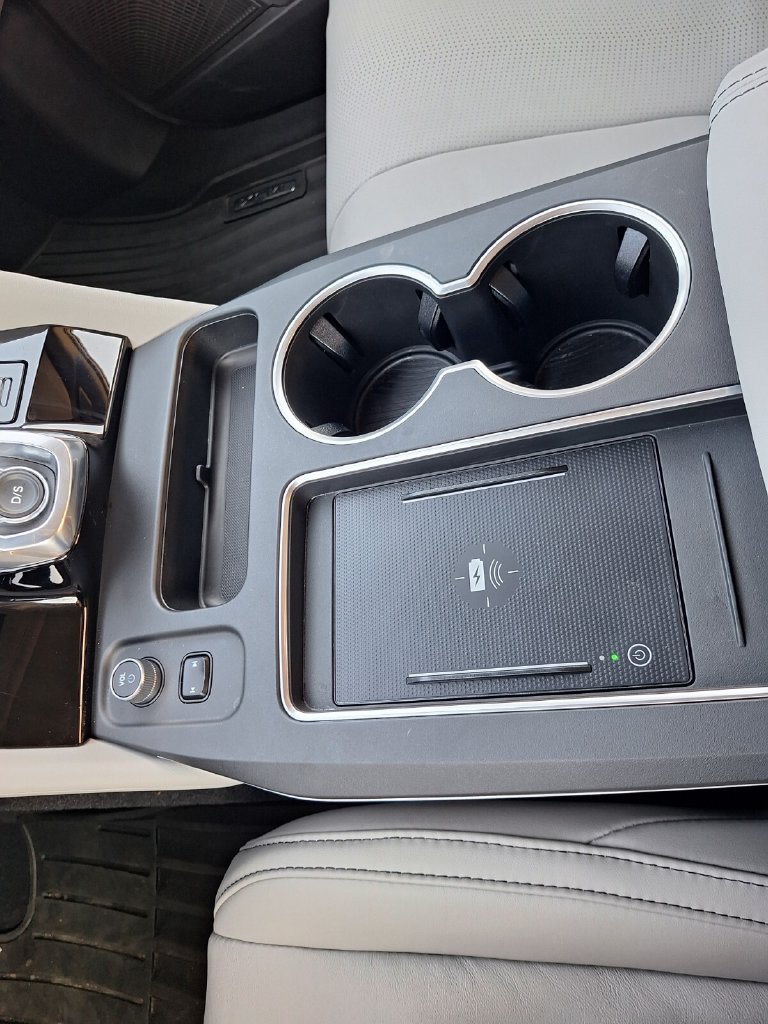 Certified 2026 Acura MDX w/ Technology Package FWD image 15