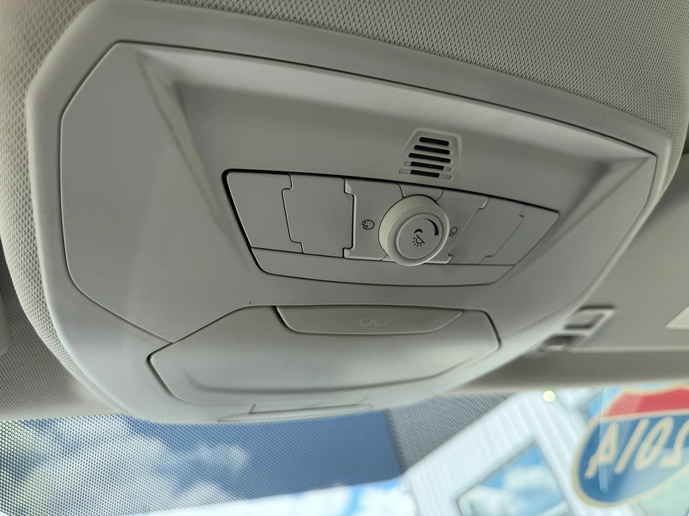 Used 2014 Ford Focus Titanium FWD image 20