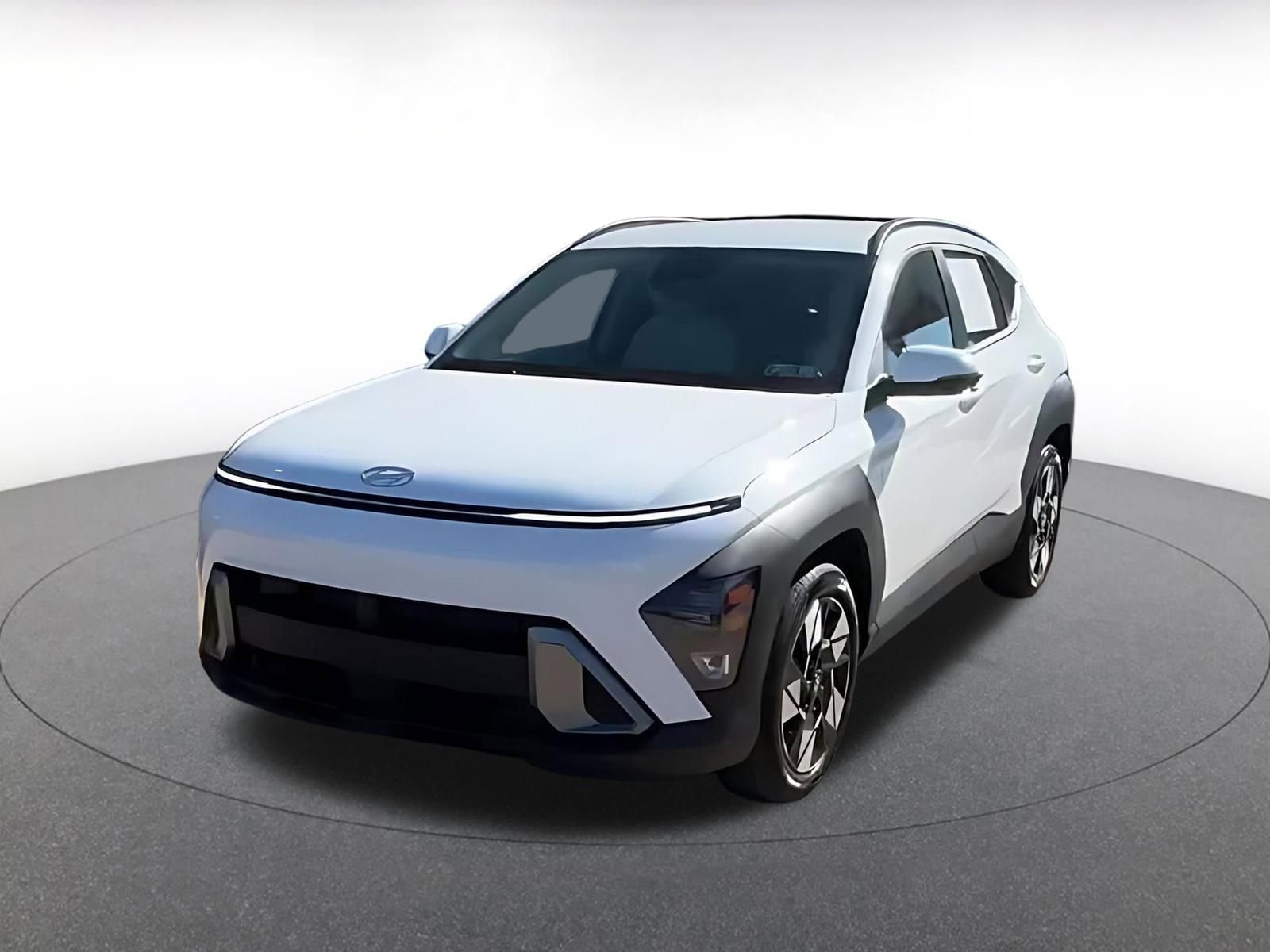 Used 2025 Hyundai Kona SEL image 7