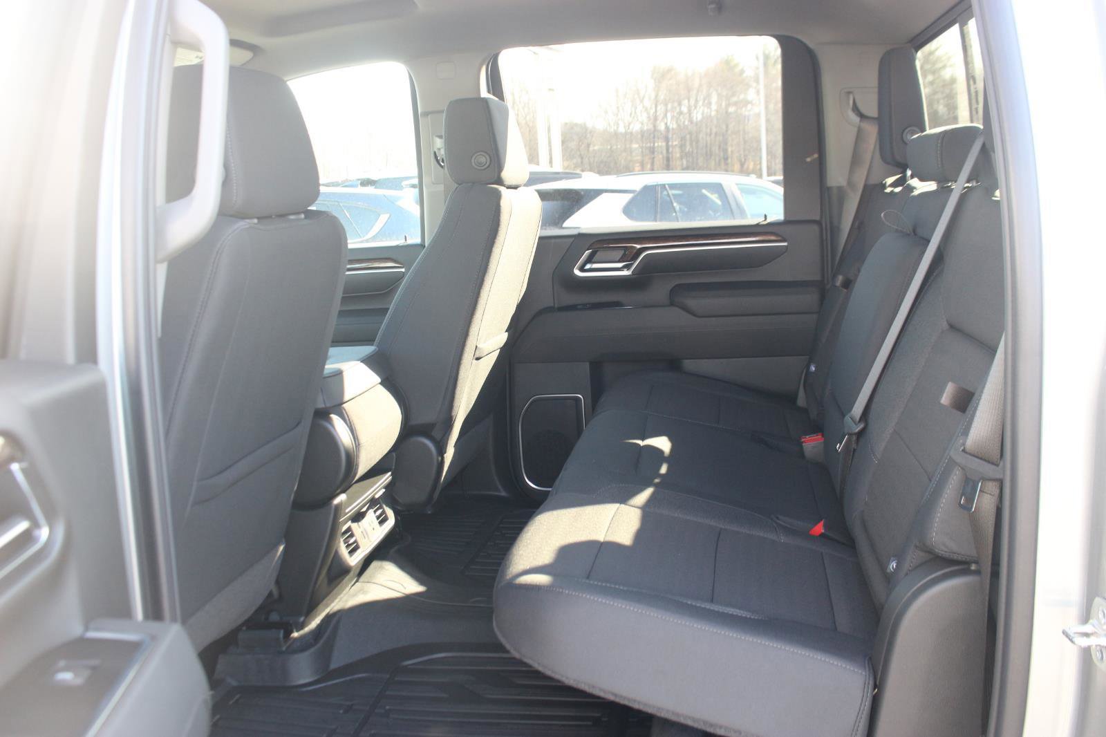 New 2026 GMC Sierra 2500 SLE image 14