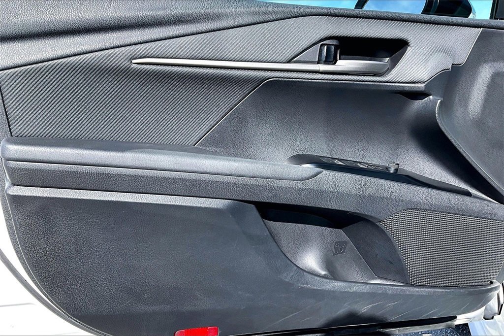 Used 2025 Toyota Camry SE image 21