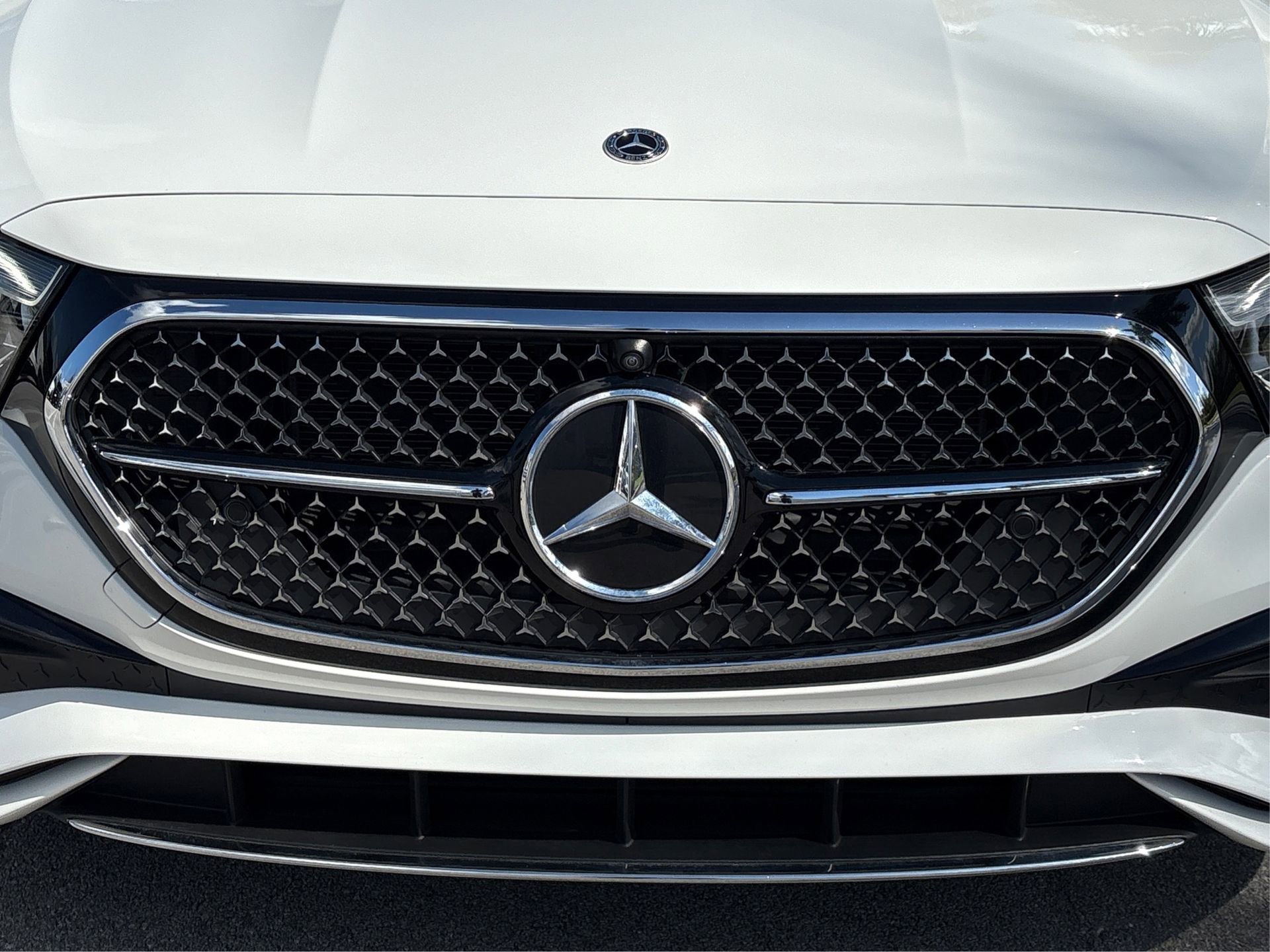 Used 2024 Mercedes-Benz E 350 4MATIC Sedan image 12