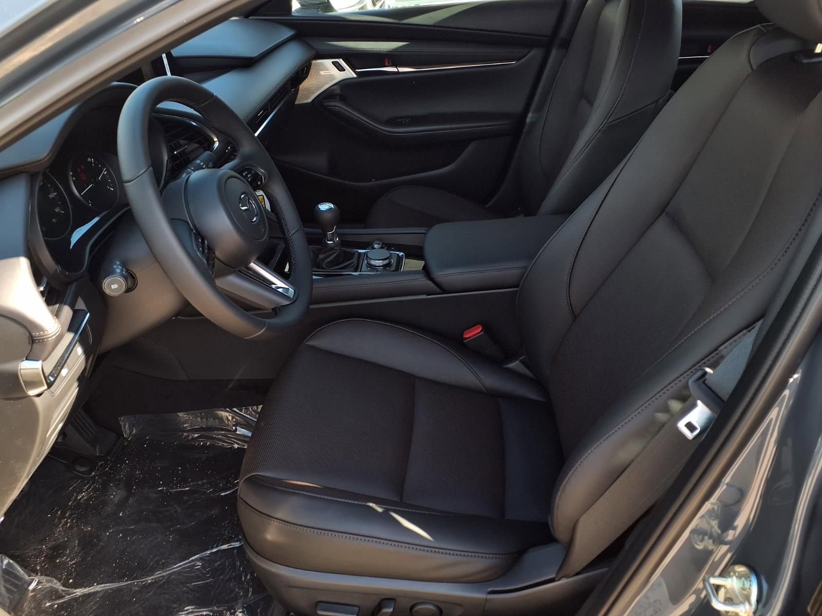 New 2026 MAZDA MAZDA3 2.5 S Hatchback w/ Premium Pkg FWD image 15
