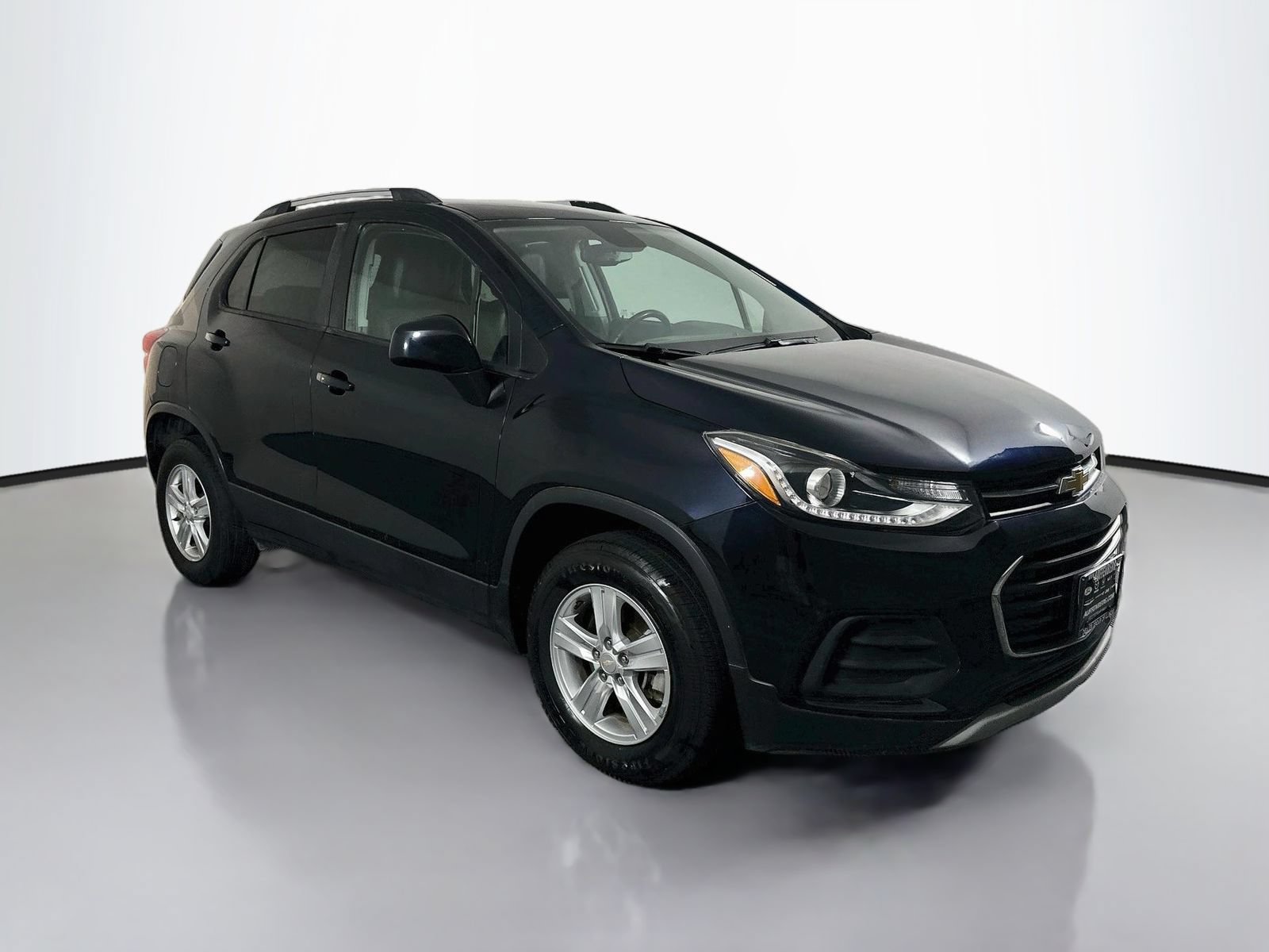 Used 2022 Chevrolet Trax LT w/ Driver Confidence Package AWD/4WD image 1
