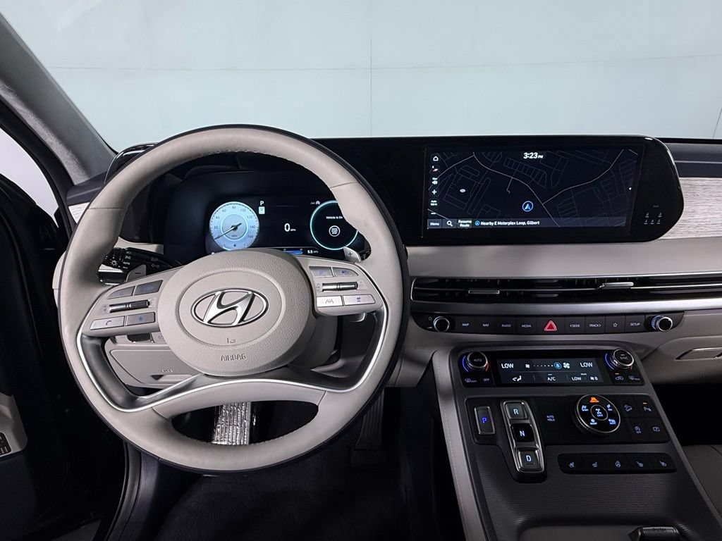 Used 2025 Hyundai Palisade Calligraphy AWD/4WD image 14