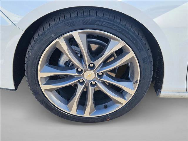 Used 2024 Chevrolet Malibu LT image 25