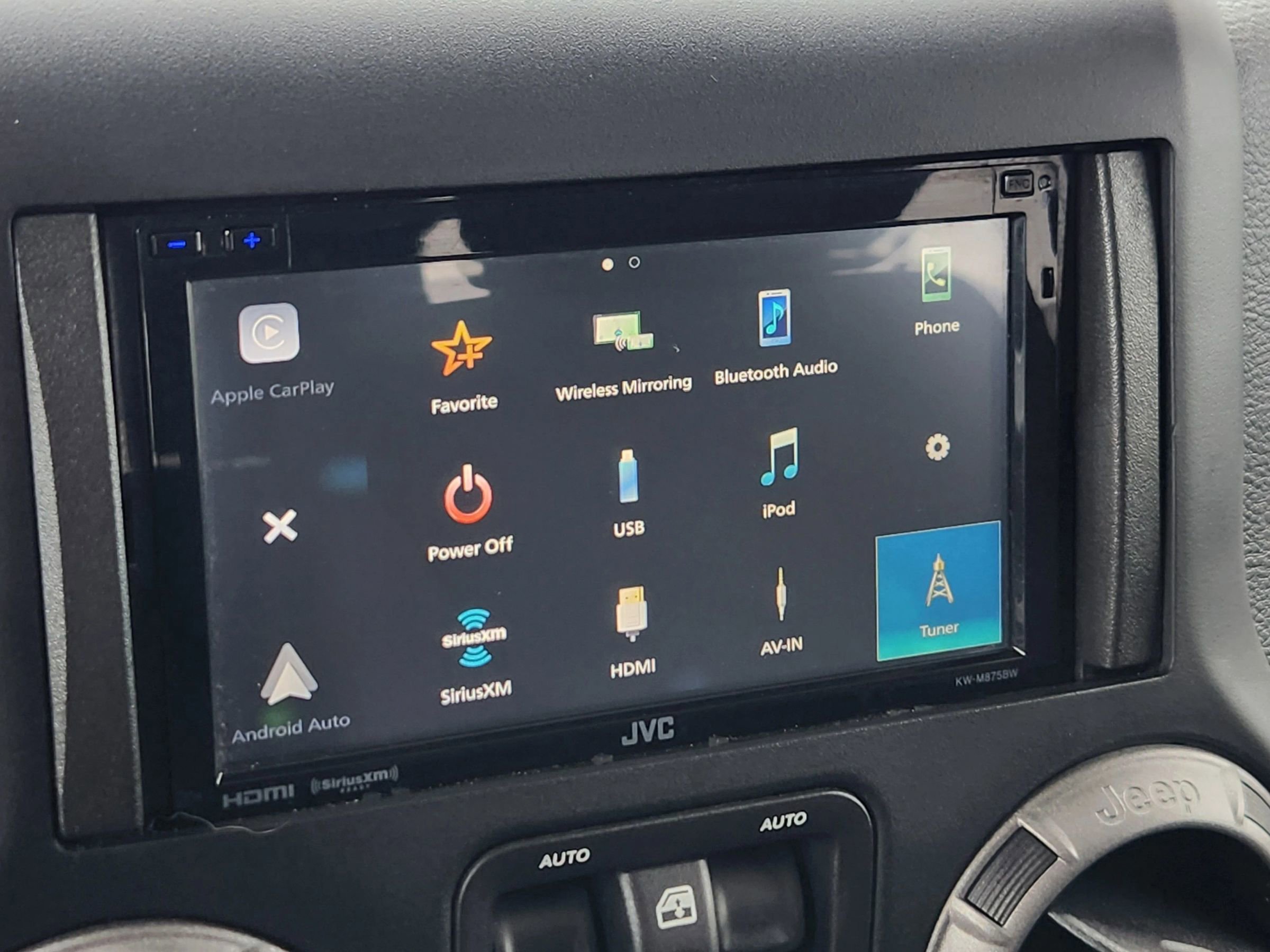 Used 2018 Jeep Wrangler Unlimited Sport S image 33