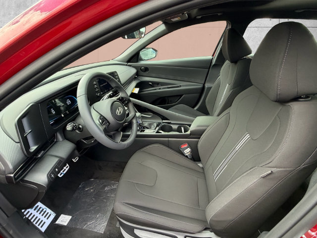 New 2026 Hyundai Elantra SEL Sport Premium FWD image 3