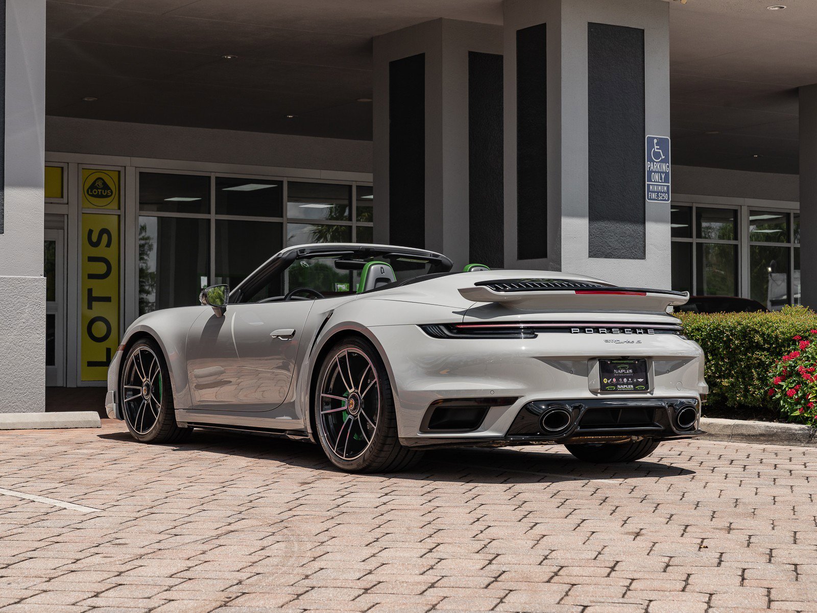 Used 2022 Porsche 911 Turbo S image 14
