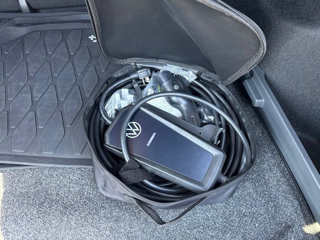 Used 2023 Volkswagen ID.4 Pro S RWD image 8