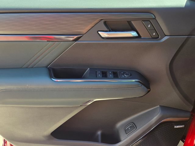 New 2026 GMC Acadia AT4 w/ Luxury Package AWD/4WD image 14