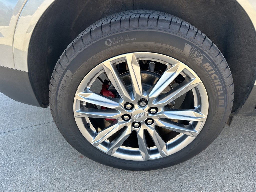 Certified 2025 Cadillac XT5 Sportv image 12