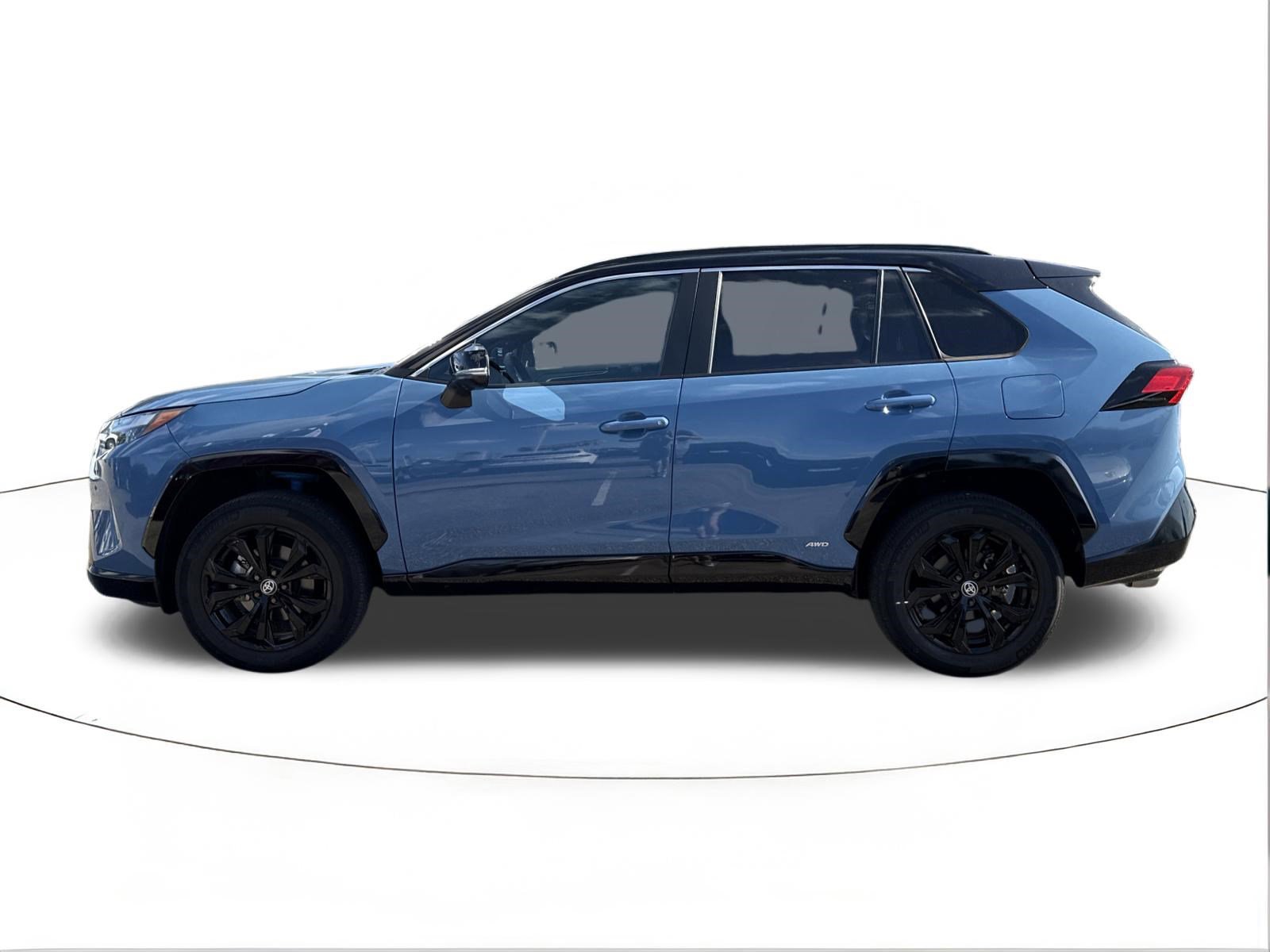 Used 2023 Toyota RAV4 XSE AWD/4WD image 6