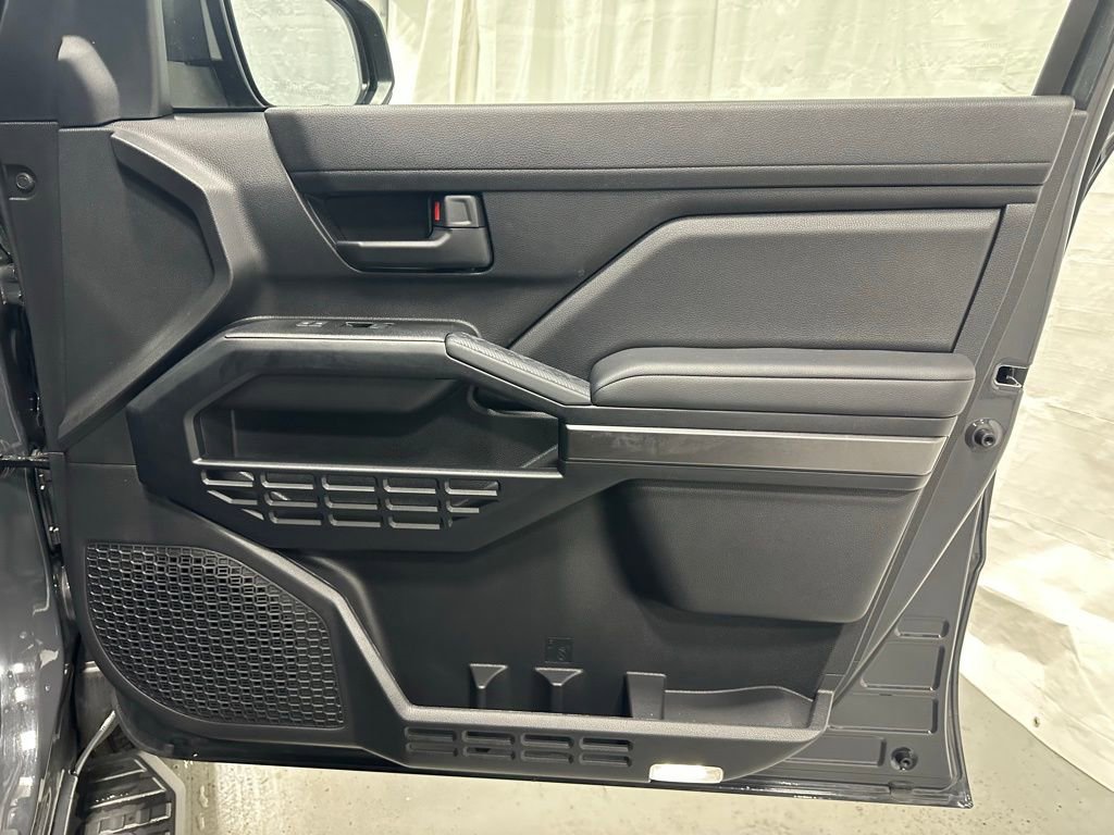 Used 2025 Toyota 4Runner SR5 image 55