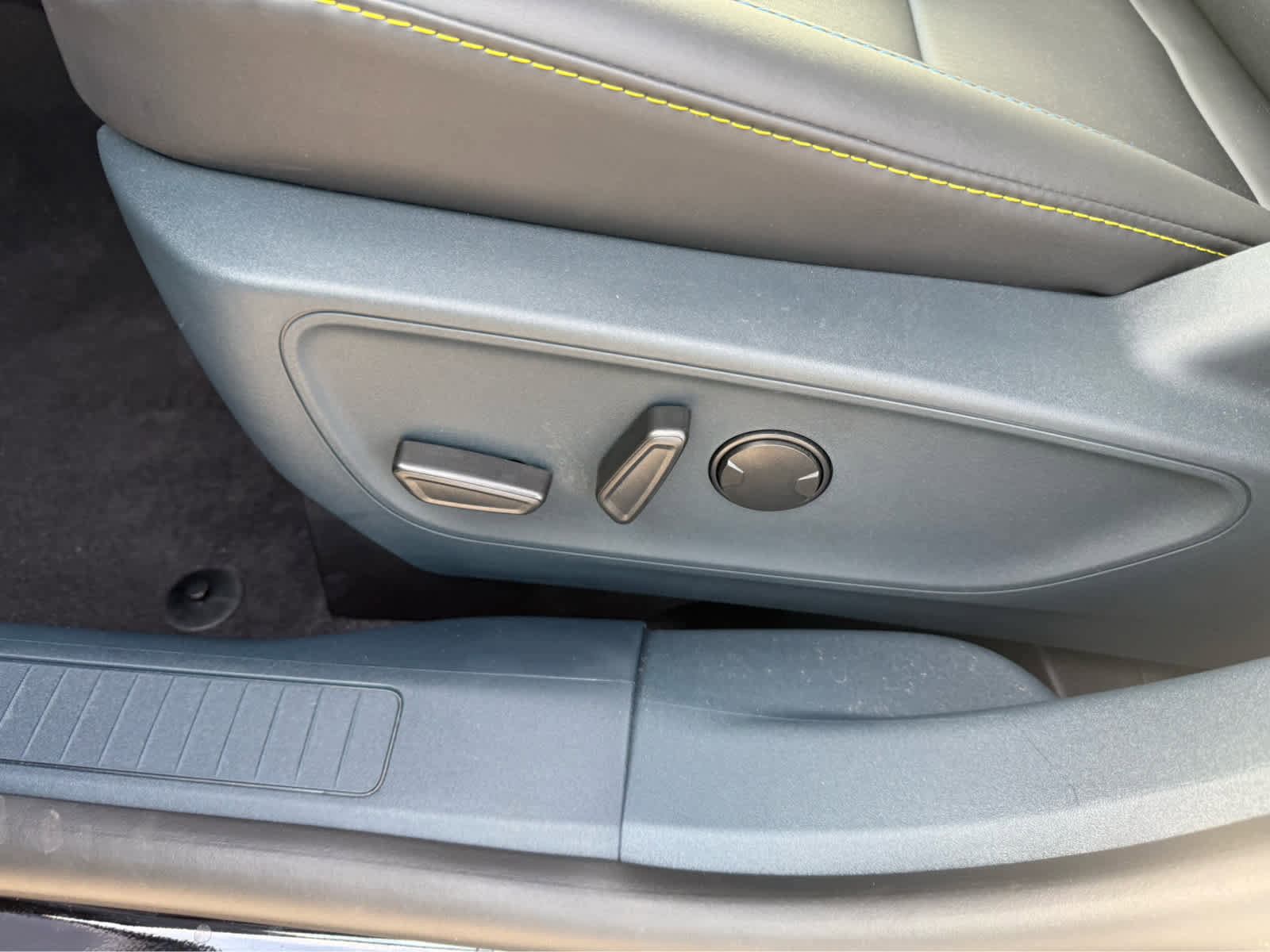 New 2025 Ford Maverick Lobo image 12