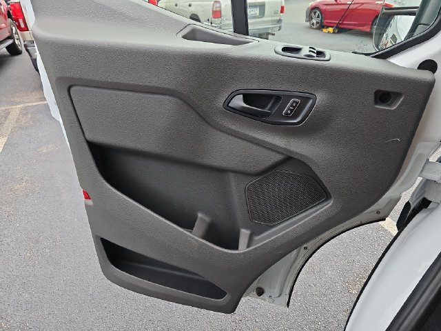 Certified 2024 Ford Transit 350 XLT RWD image 31
