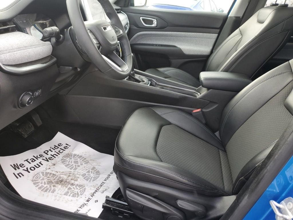 Used 2017 Jeep Renegade Sport w/ Power & Air Group image 21