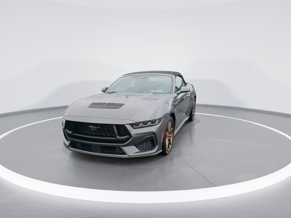 Used 2025 Ford Mustang GT Premium image 3