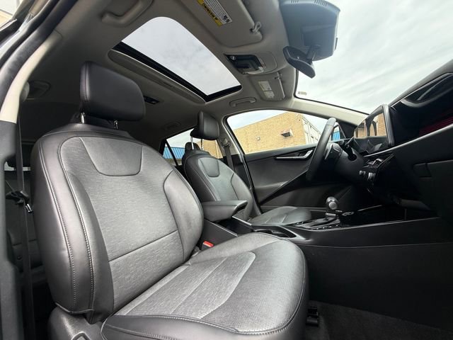 Used 2024 Kia Niro SX image 23