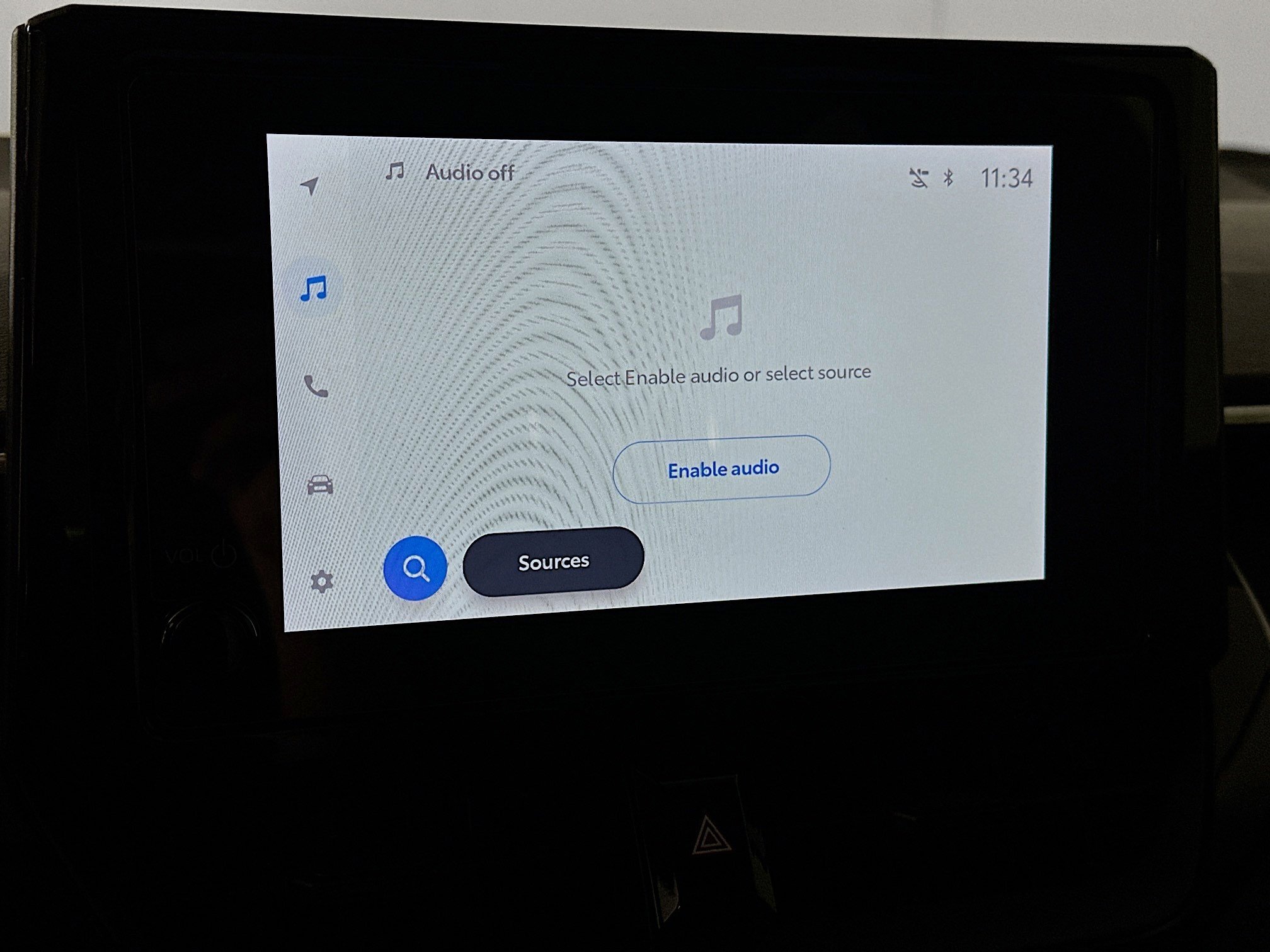 Used 2025 Toyota Corolla LE w/ LE Premium Package image 21