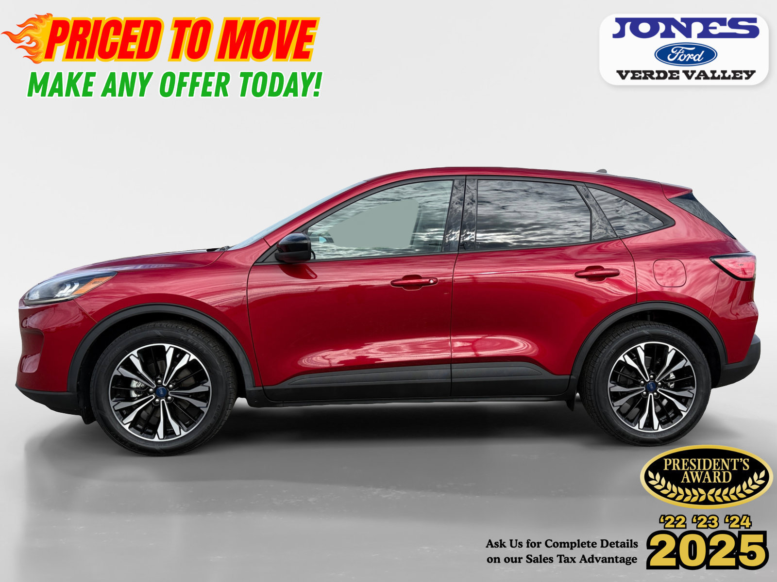 Certified 2022 Ford Escape SE w/ SE Sport Appearance Package FWD image 2