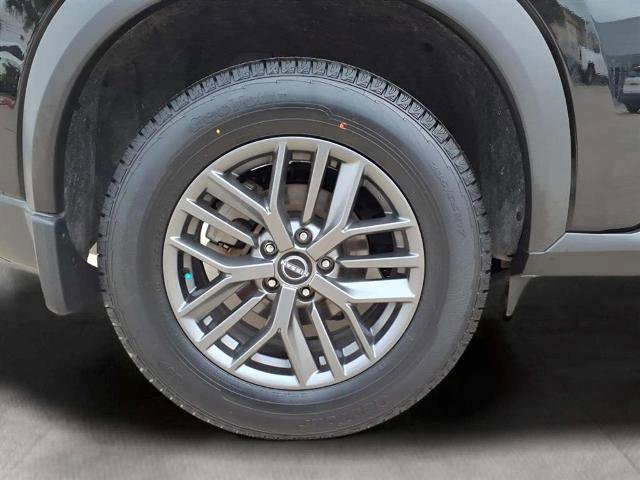 Certified 2023 Nissan Rogue S image 19