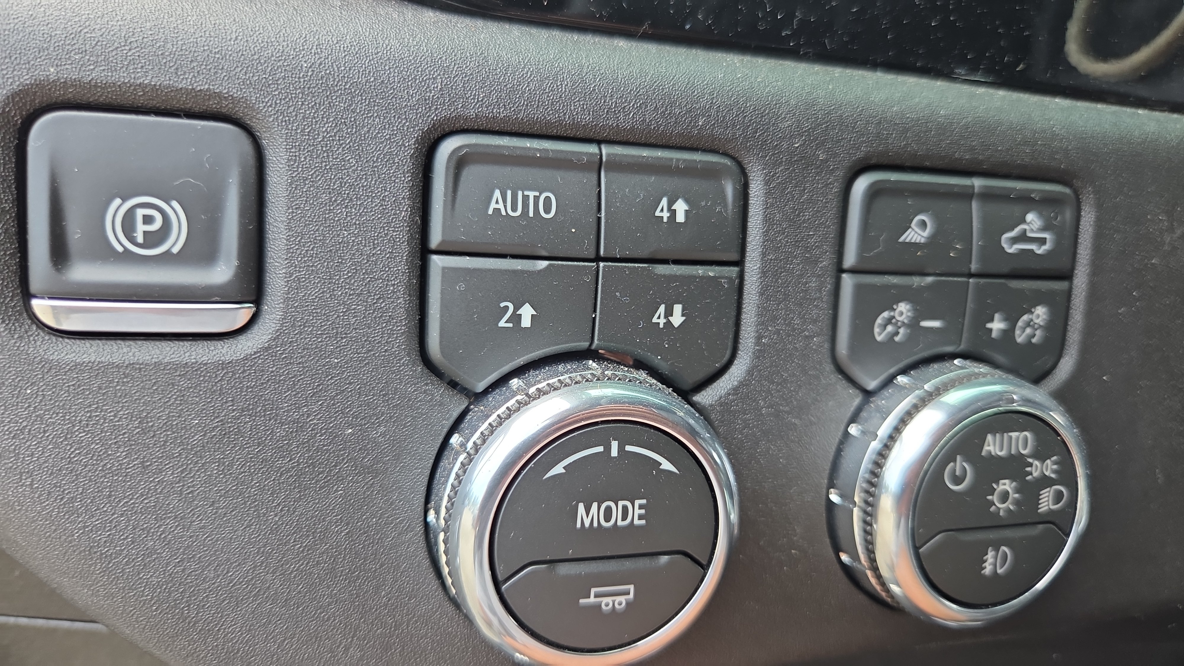 Used 2026 GMC Sierra 3500 SLT w/ SLT Convenience Package AWD/4WD image 23