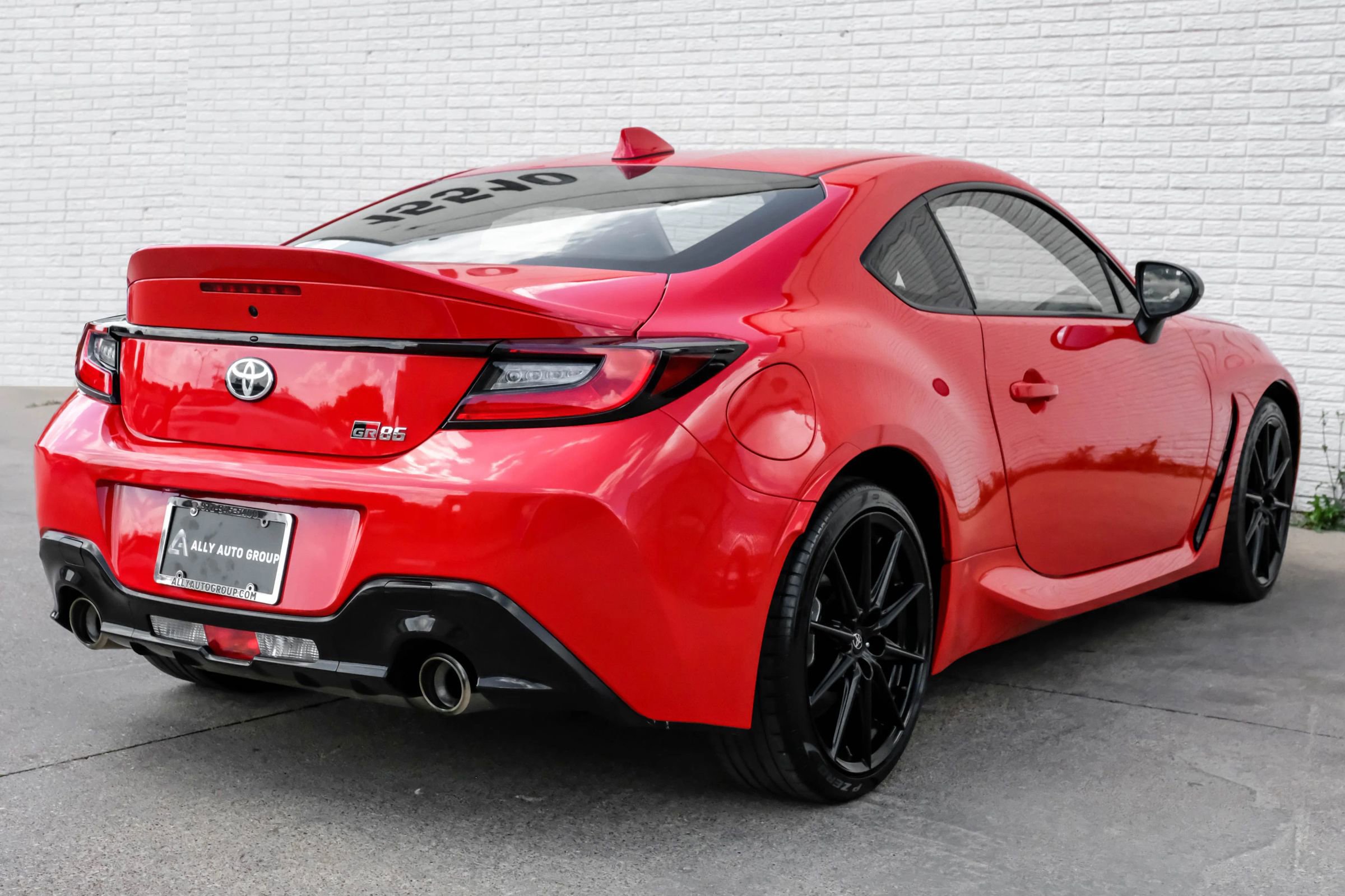 Used 2024 Toyota GR86 Premium image 7