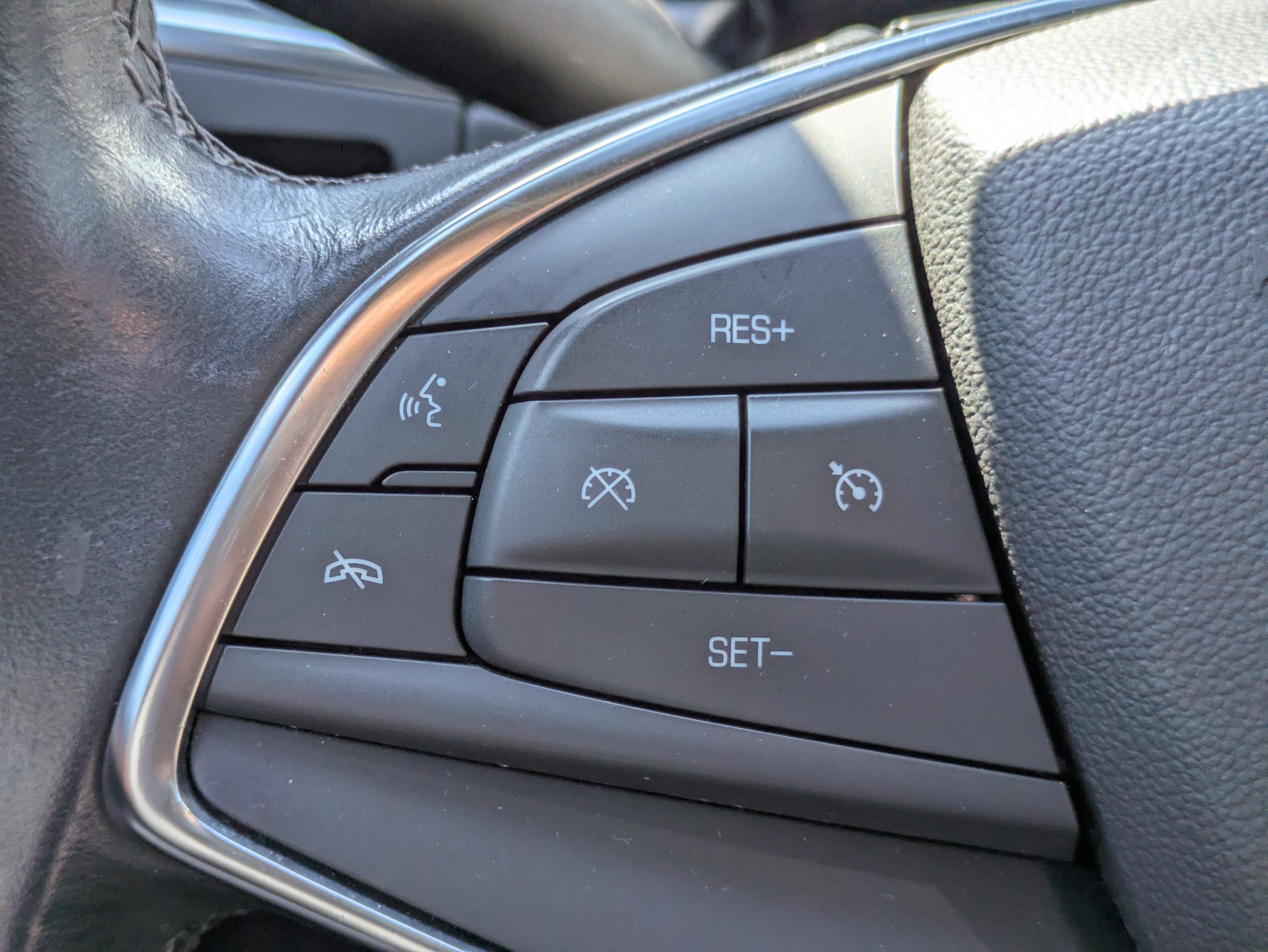 Certified 2023 Cadillac XT5 Luxury FWD image 16