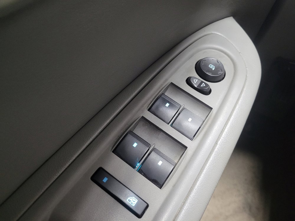 Used 2017 Chevrolet Traverse LT image 27