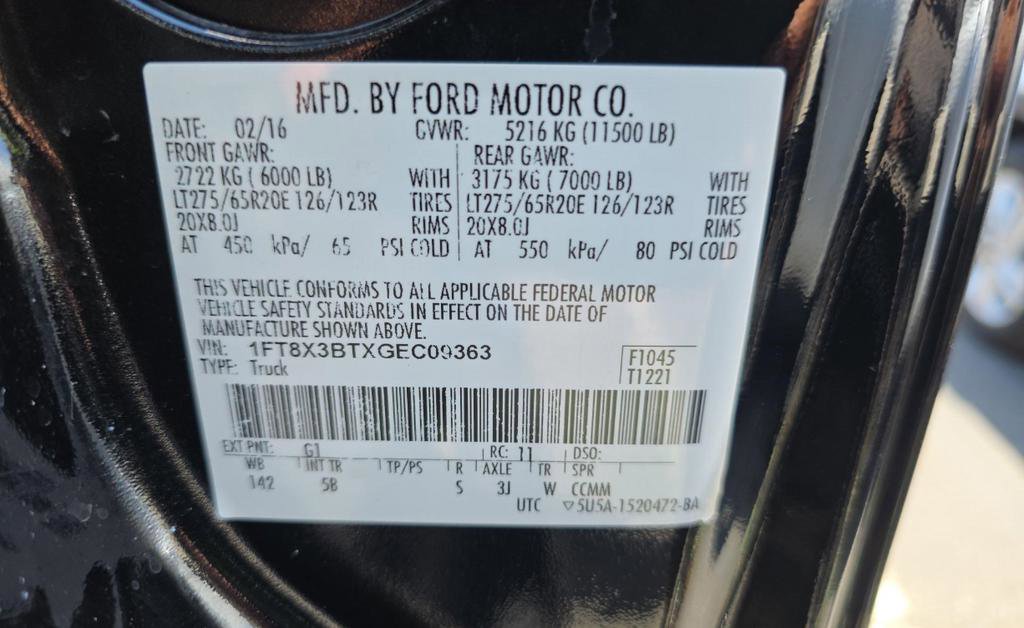 Used 2016 Ford F350 Lariat w/ Lariat Interior Package AWD/4WD image 21
